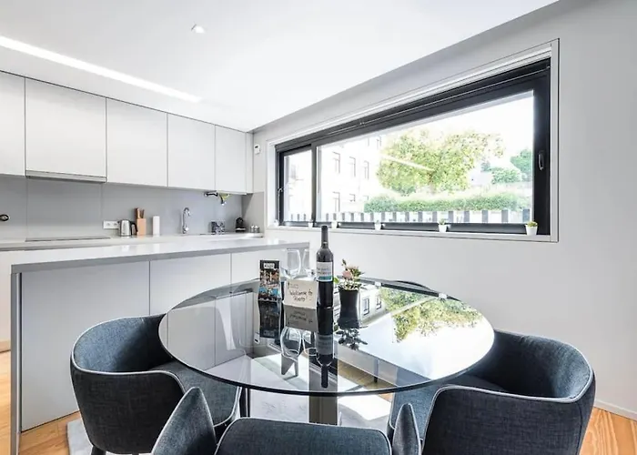 New Lux 2br Flat Free Parking Cedofeita * Porto