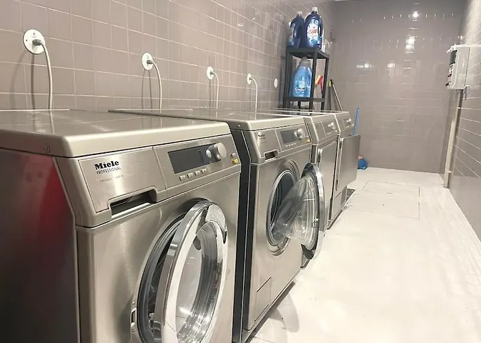 New Lux 2br Flat Free Parking Cedofeita アパート ポルト