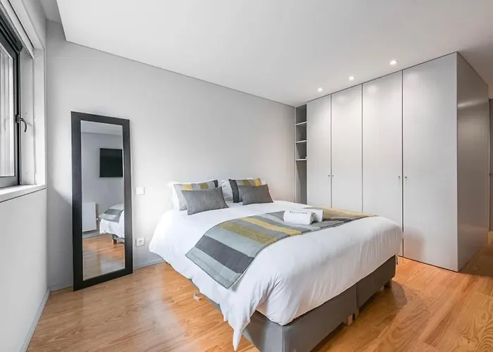 New Lux 2br Flat Free Parking Cedofeita Lejlighed