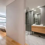 New Lux 2br Flat Free Parking Cedofeita *