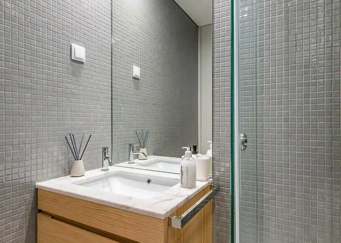 New Lux 2br Flat Free Parking Cedofeita * Oporto